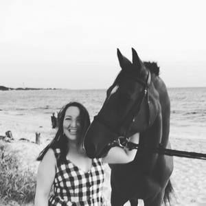 Meet your Posher, Rachel